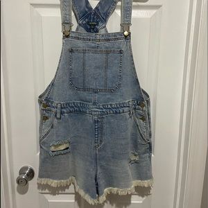 Wild Fable overall shorts